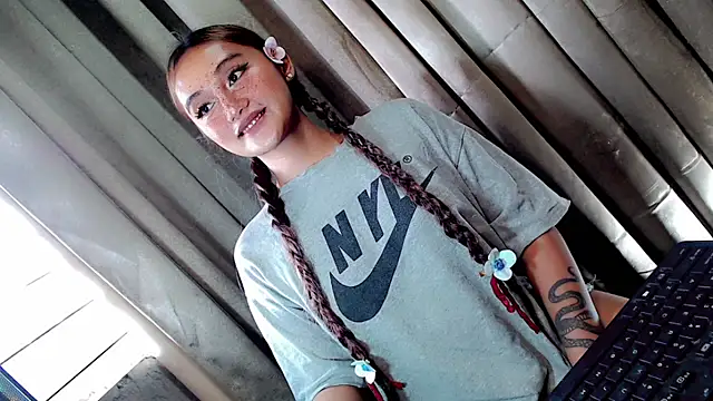 Jessicasfantasy online show from April 2026 12:11:02 AM