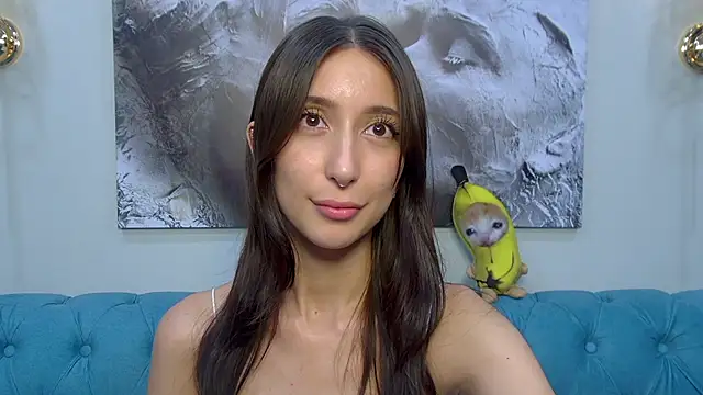 Snapshot of DanaRoges chatting on June 2026 03:25:01 AM DanaRoges online show from June 2026 03:25:01 AM