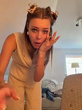 SophiaWestend online show from April 2026 09:11:02 AM