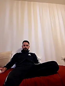 AmicisegretiITA online show from March 2026 06:28:01 AM