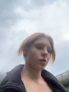 NinaParri online show from July 2026 06:05:01 AM