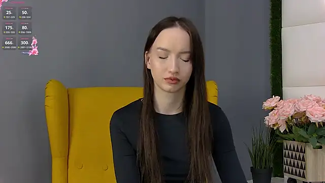 MonaHicks online show from April 2026 06:57:02 PM