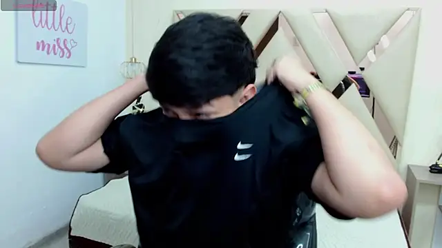 AdrianFranko online show from March 2026 12:43:02 PM