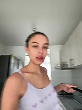 Snapshot of Lauren_Storm chatting on April 2026 01:24:02 PM Lauren Storm online show from April 2026 01:24:02 PM