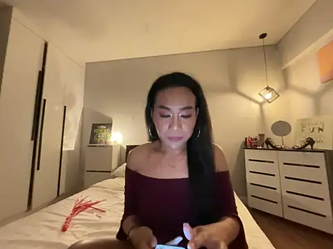 Ur topQeents online show from April 2026 09:46:01 PM