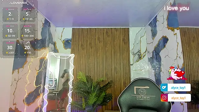 Alyce tay1 online show from April 2026 11:28:01 AM