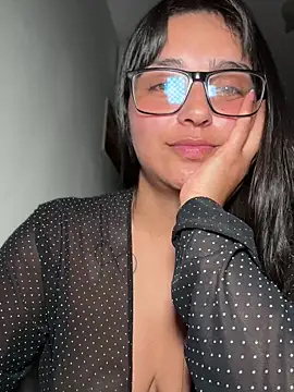 1 Scarllet  online show from April 2026 02:48:01 AM