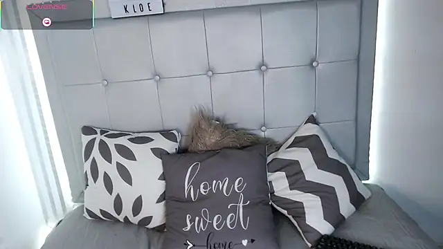 Kloe  watson online show from April 2026 09:20:01 PM