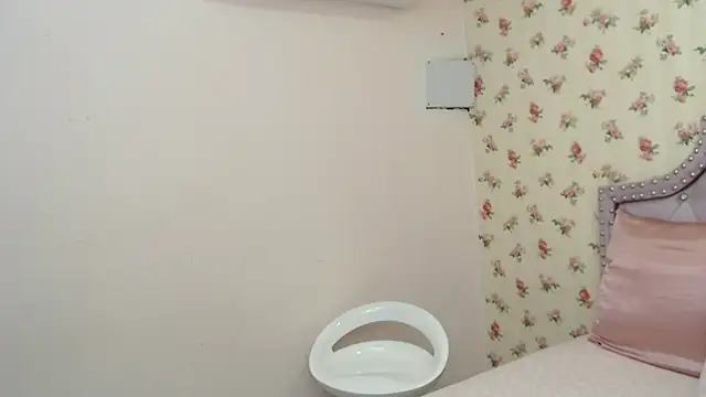 crystal watson0 online show from April 2026 01:22:01 PM