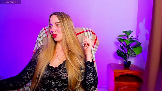 Alexandracandy online show from March 2026 01:37:01 PM