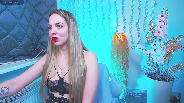 Alexandracandy online show from April 2026 12:16:02 PM