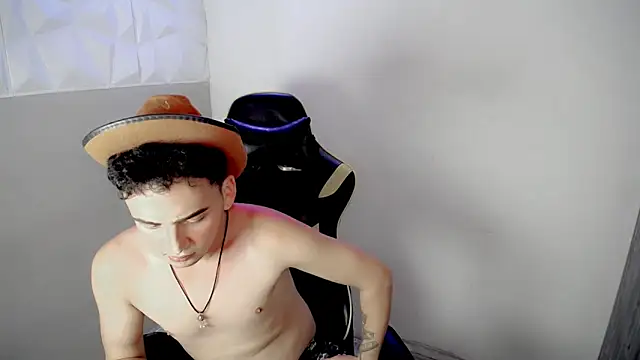 Mathias twinkk online show from April 2026 04:07:02 AM