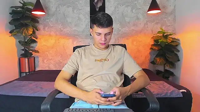 ian jacob online show from April 2026 07:51:02 PM