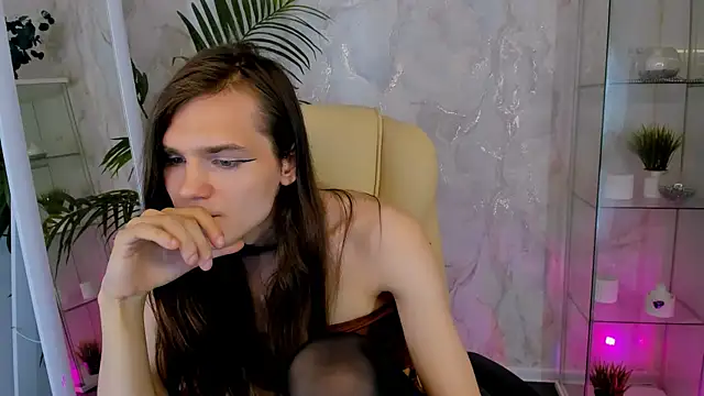 WillFobos online show from April 2026 09:07:02 PM