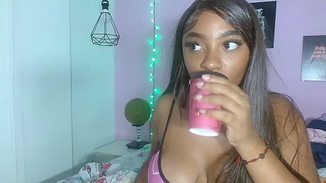 aisha laurent online show from March 2026 12:38:02 PM