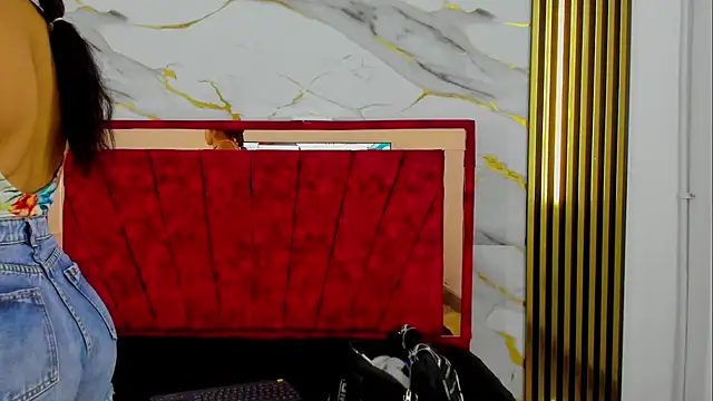 Tiana hots online show from April 2026 01:50:01 AM