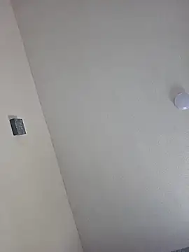 vmaxis online show from April 2026 07:52:02 PM