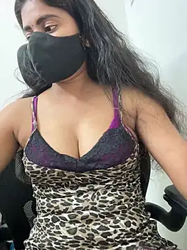 sexy-riyaa43 online show from April 2026 05:21:02 PM