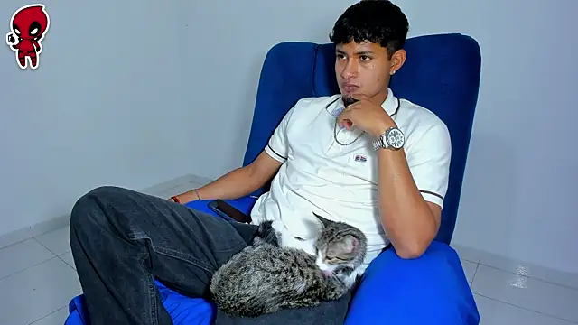 Thiago snoop online show from April 2026 02:23:01 AM