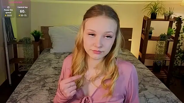 StaceyyJones online show from April 2026 11:24:01 AM