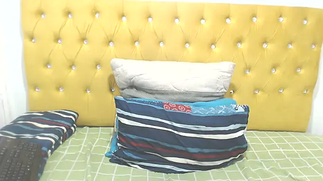 BubbleGumBADAss online show from April 2026 09:59:01 AM