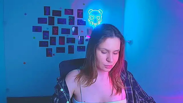 Kira raaaa online show from March 2026 06:08:01 AM