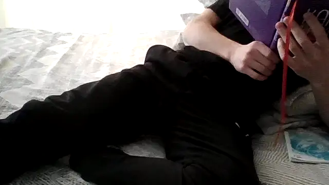 alekssierto online show from April 2026 08:01:01 AM