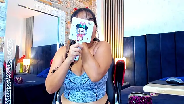 SammyEvanns  online show from April 2026 05:00:02 AM