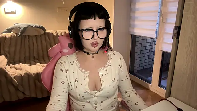 Setty Asky online show from April 2026 01:12:02 PM