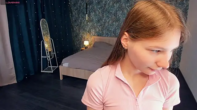 AndriaWhitford online show from April 2026 06:51:02 AM