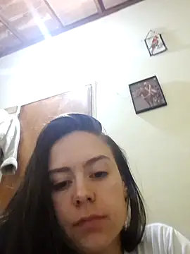 Isabelmotta  online show from April 2026 03:33:02 AM