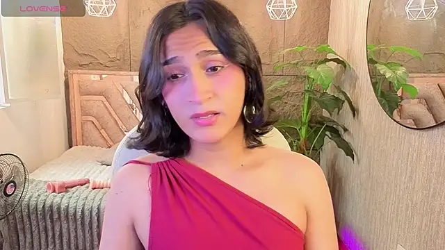 Snapshot of Zoee_Kiss_ chatting on July 2026 08:44:01 PM Zoee Kiss online show from July 2026 08:44:01 PM