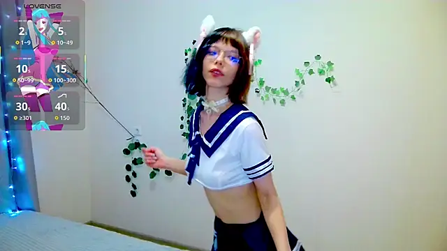 Layla Muur online show from March 2026 03:11:01 PM