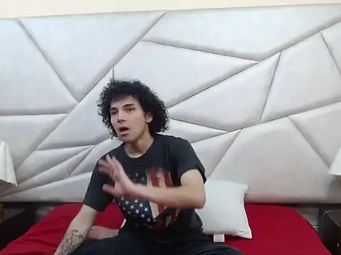 Nyx and Arian online show from April 2026 01:52:02 AM