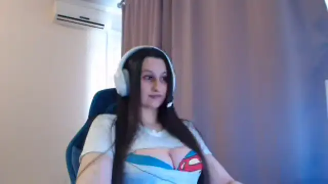 RiffedEye online show from April 2026 02:09:01 PM