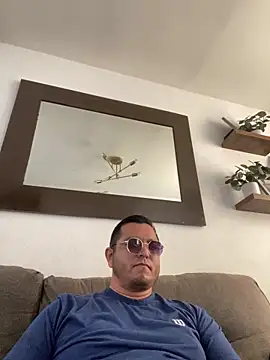 HOTB0Y18 online show from March 2026 07:41:02 PM