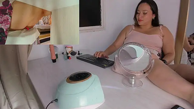 SabrinaVantress online show from April 2026 05:41:02 AM