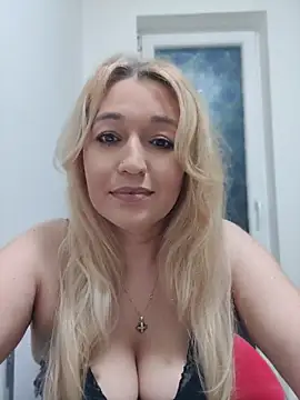 LexaVelure online show from April 2026 09:50:02 PM