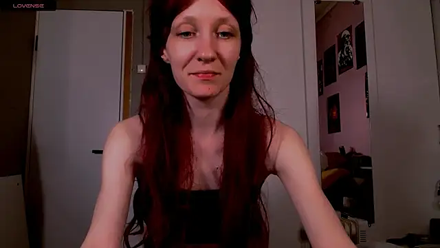 bzzz bzzz online show from April 2026 09:42:02 PM