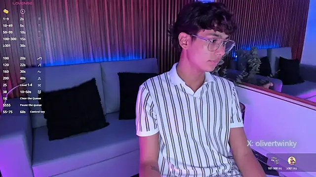 Oliver20   online show from April 2026 06:10:02 AM