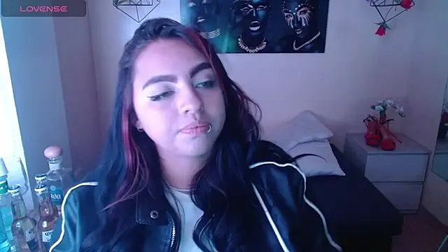 Miley Clarck online show from March 2026 01:06:01 PM