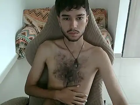 Adrien polo online show from April 2026 02:11:02 PM