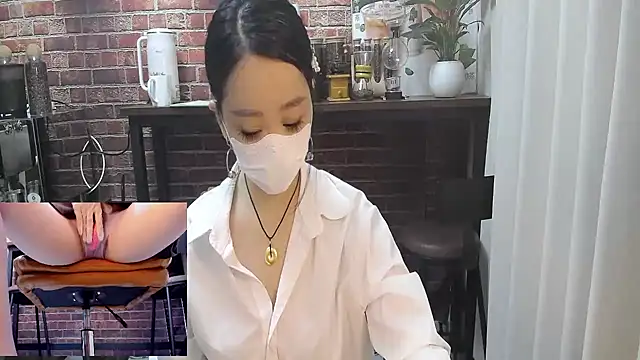 Latte-01 online show from April 2026 02:58:01 AM