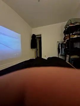 lolo0105 online show from April 2026 07:20:02 PM