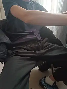 Skinboy06 online show from April 2026 03:15:02 PM