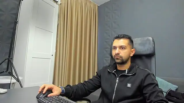 BryceReign online show from March 2026 04:35:01 AM