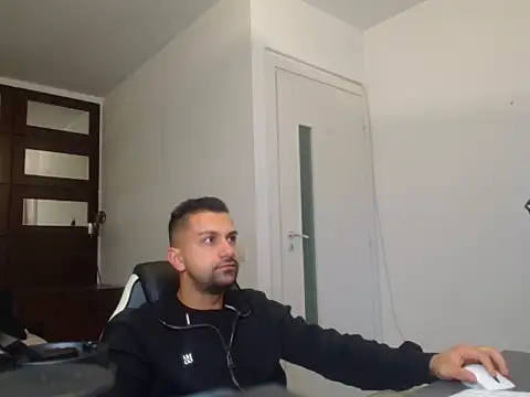 BryceReign online show from April 2026 04:30:02 AM