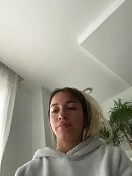 Sexyandtiny online show from March 2026 07:24:02 AM