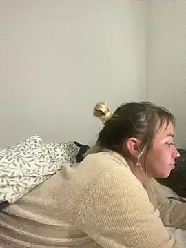 Sexyandtiny online show from March 2026 11:31:02 PM