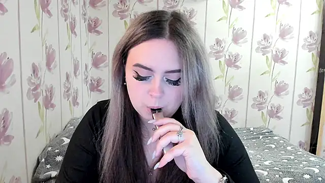 Agathameoww online show from April 2026 09:26:01 AM